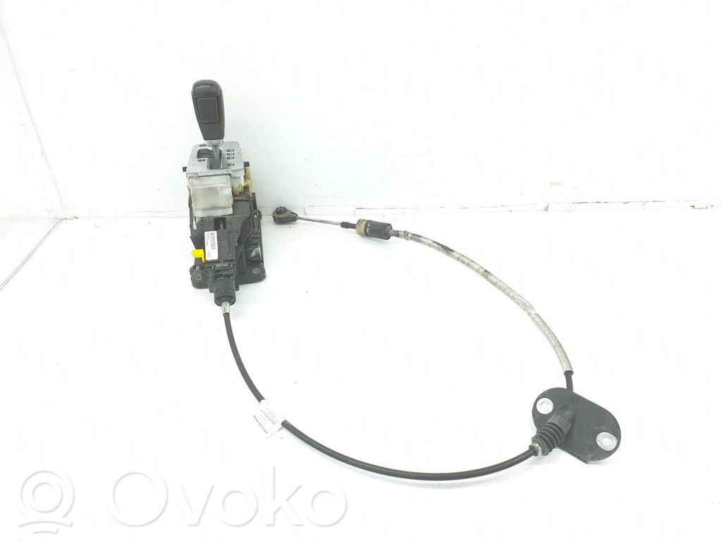 Volvo XC60 Gear shifter/selector 