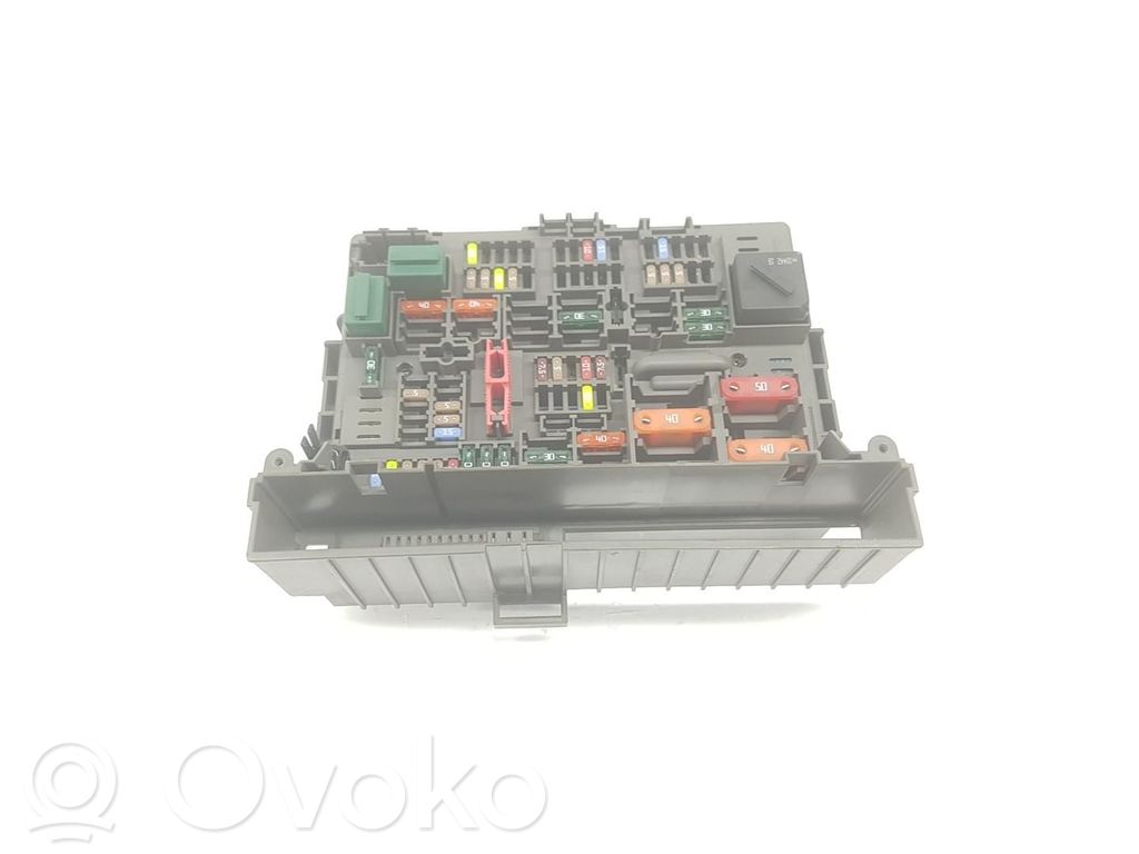 Módulo de fusible   61149119445,61149119445
