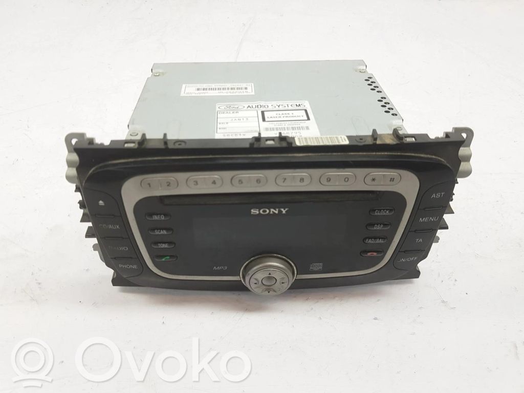 Ford Focus Radio / CD-Player / DVD-Player / Navigation 