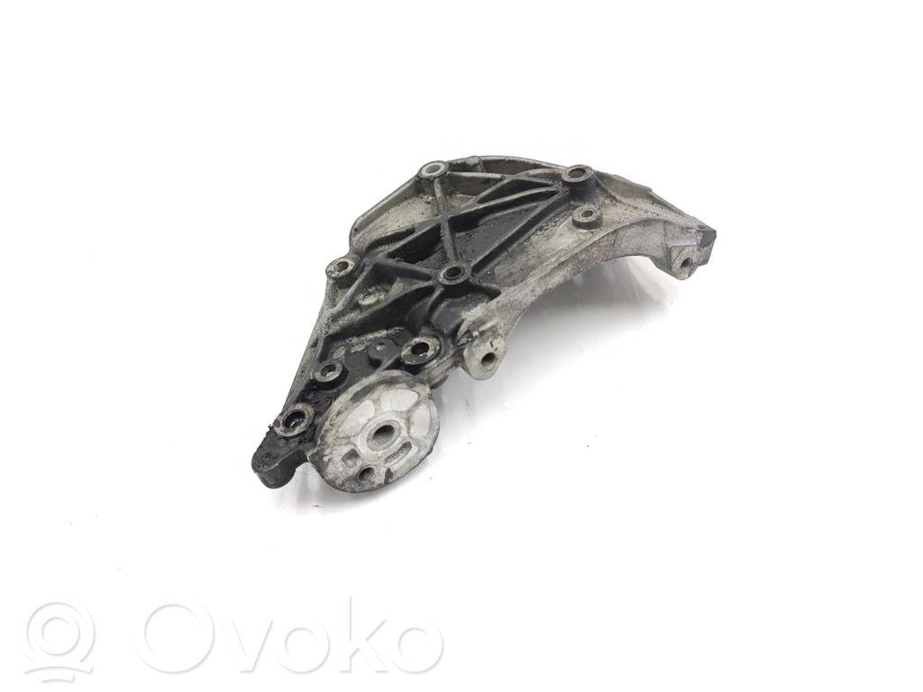 Citroen C5 Generator/alternator bracket 
