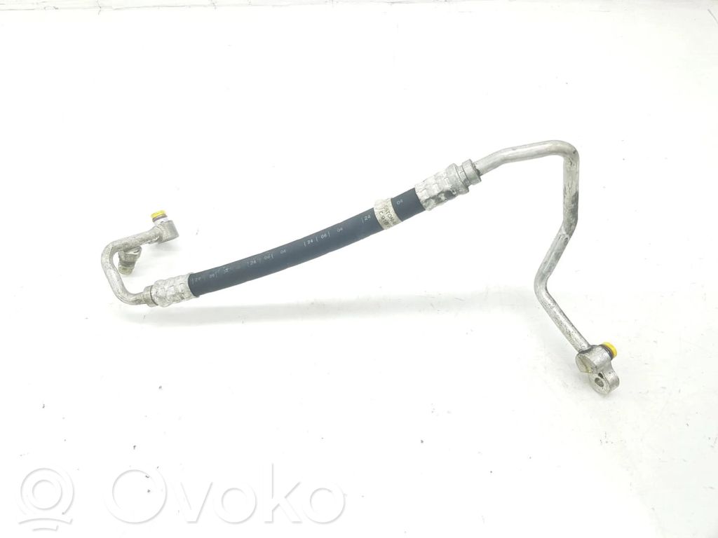 BMW X5 E53 Ilmastointilaitteen putki (A/C) 