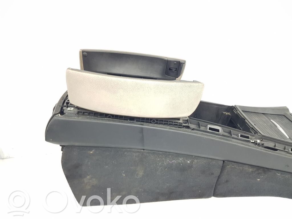 Armrest   51166954938,6973459