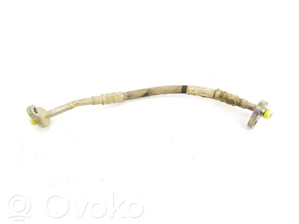 Land Rover Freelander 2 - LR2 Ilmastointilaitteen putki (A/C) 