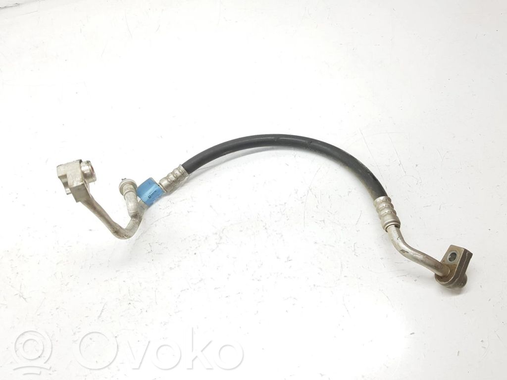Ilmastointilaitteen putki (A/C)   1898621,F1F119N601HC