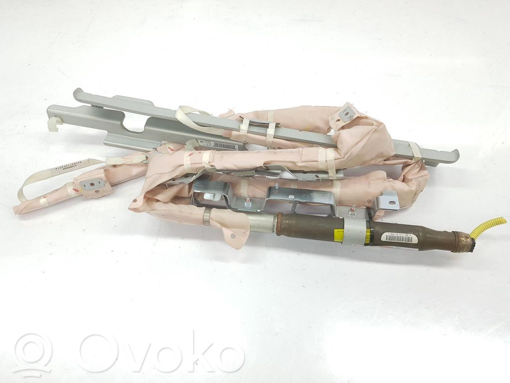 Mitsubishi Outlander Kurtyna airbag 