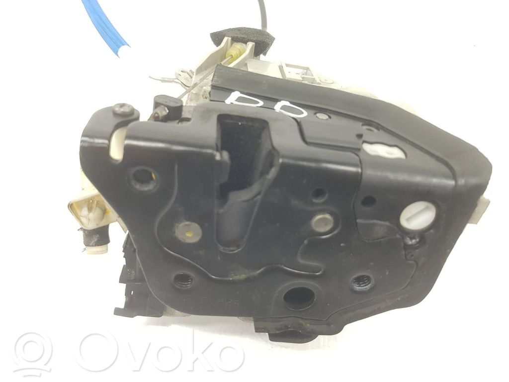 Audi A4 S4 B8 8K Serratura portiera anteriore 