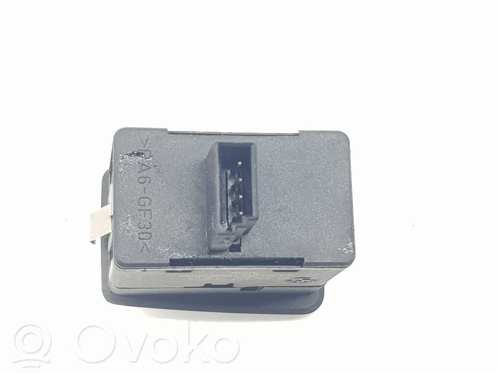 Interruptor del elevalunas eléctrico   61316902174,6902174