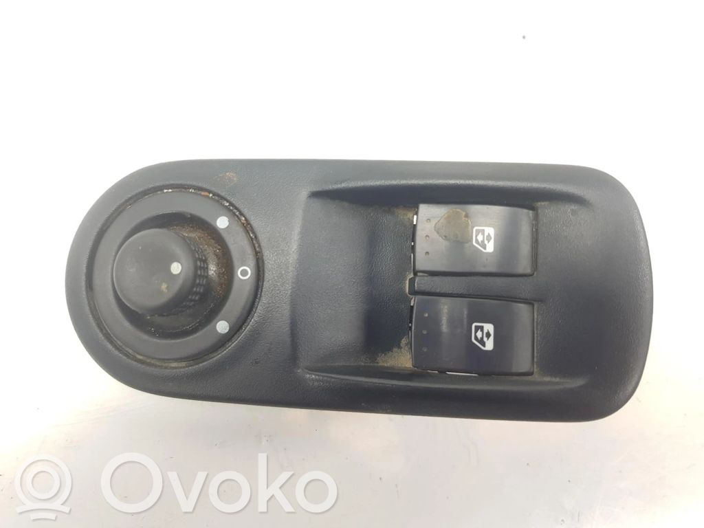 Renault Master II Electric window control switch 