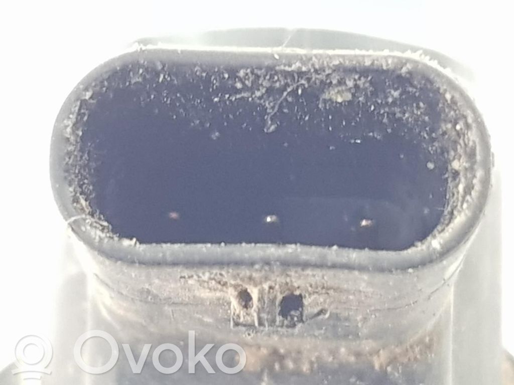 BMW 2 F46 Uchwyt tylnego czujnika parkowania PDC 