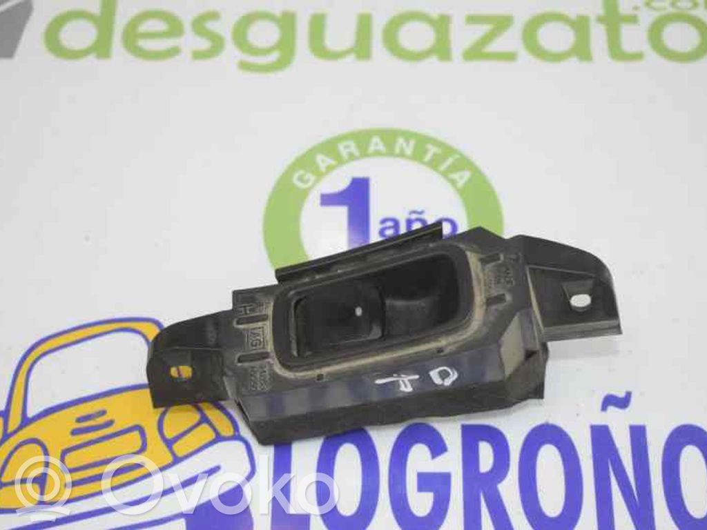 Subaru Legacy Electric window control switch 
