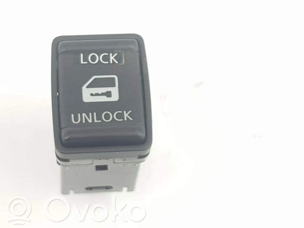 Nissan Navara D23 Other switches/knobs/shifts 