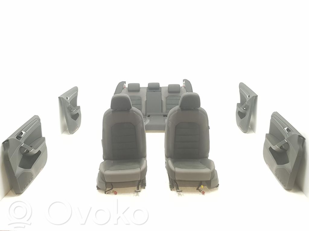 Volkswagen Golf VII Set sedili