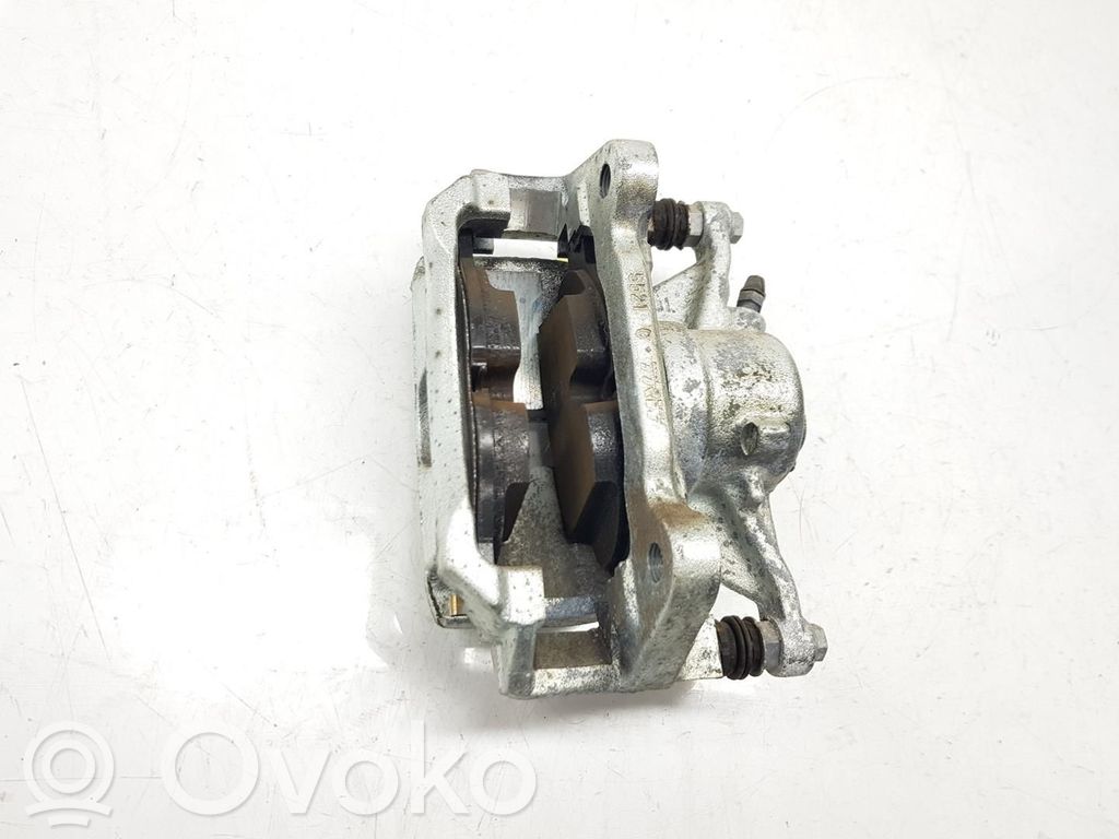 Etujarrusatula   8V0615123,8V0615123