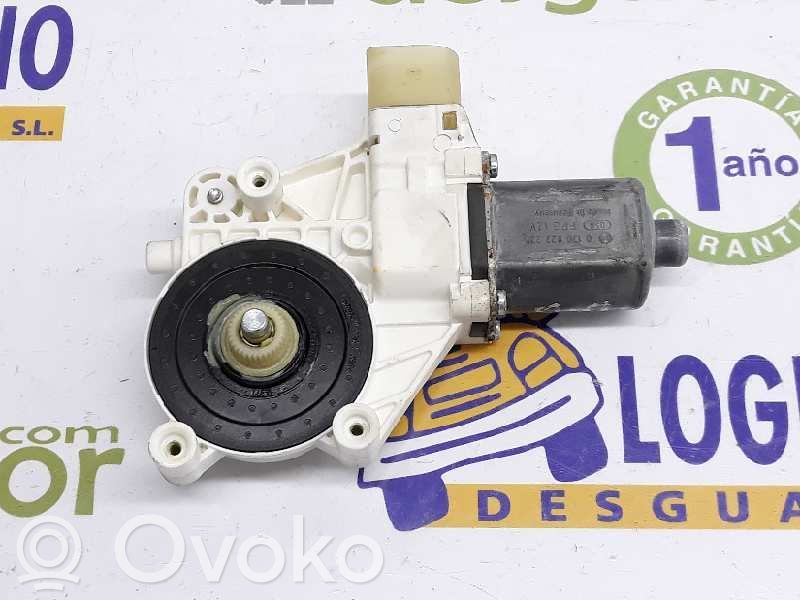 Motor del regulador de la ventanilla de la puerta delantera   67626927028,5927028,67626927028