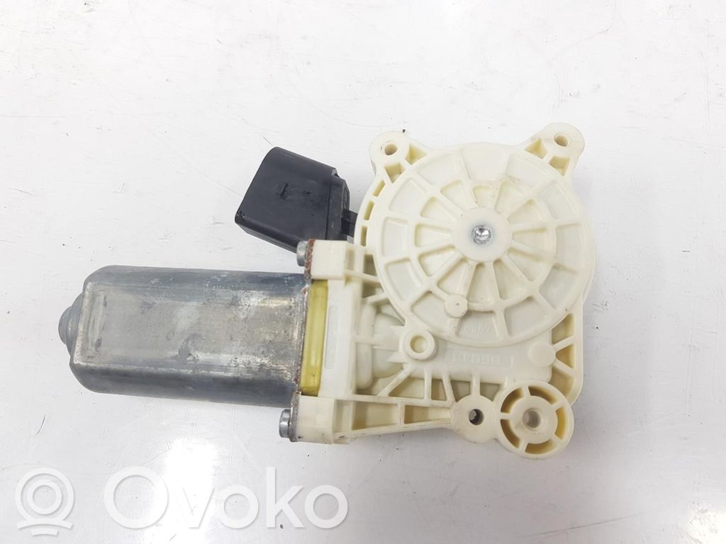 BMW X3 G01 Silnik regulatora szyby drzwi przednich 