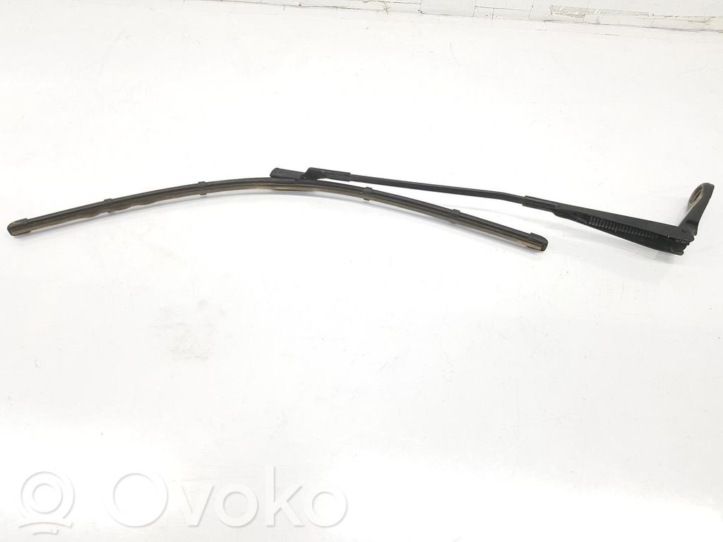 Opel Zafira C Braccio della spazzola tergicristallo anteriore 