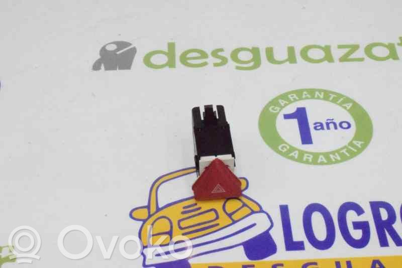 Botón interruptor de luz de peligro   1K0953509A