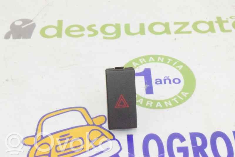 Ford Focus C-MAX Hazard light switch 
