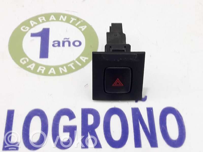 Botón interruptor de luz de peligro   9123685