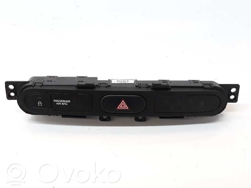KIA Carens III Botón interruptor de luz de peligro 