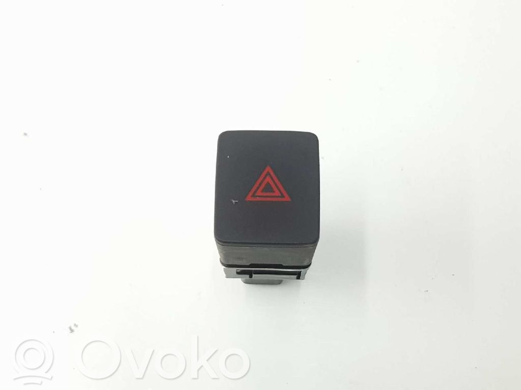 Nissan Note (E11) Other switches/knobs/shifts 