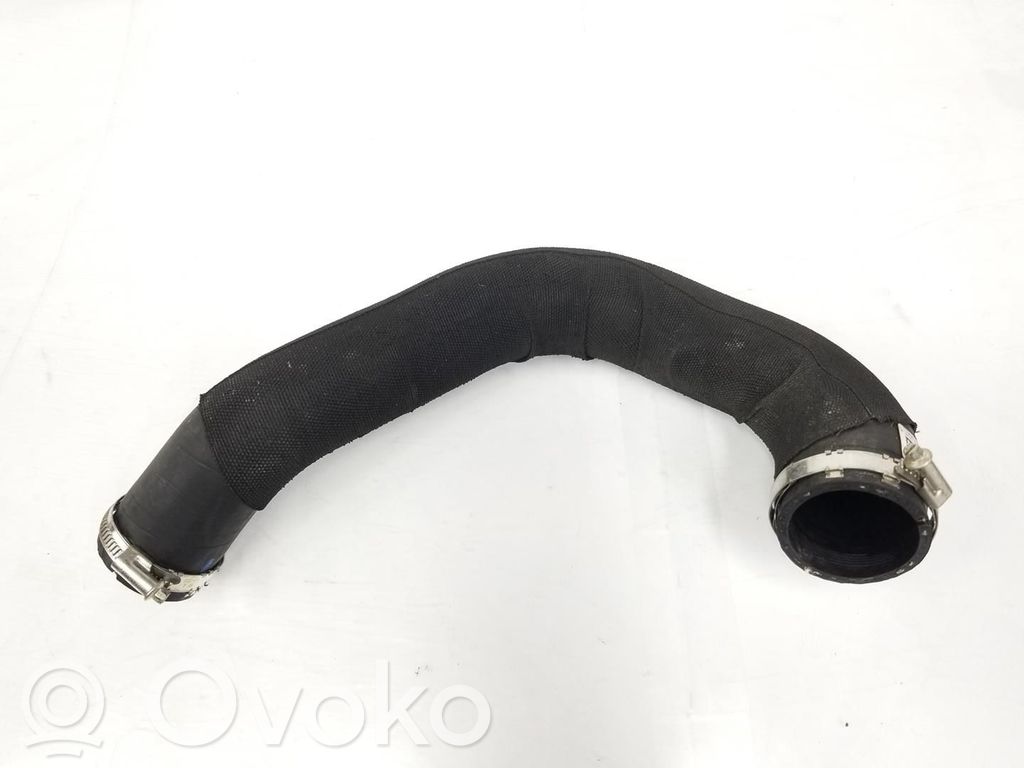 Audi A4 S4 B8 8K Furtun/conductă intercooler 