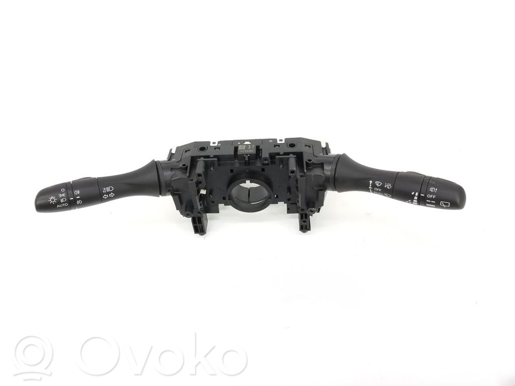 Nissan Qashqai Boutons / interrupteurs volant