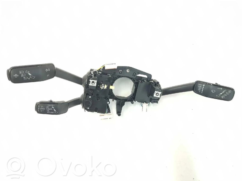 Seat Leon IV Interruptores/botones de la columna de dirección 