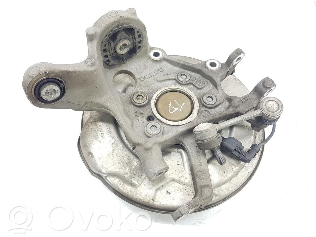 Volvo V60 Aizmugurē riteņa rumbas vārpstas šarnīrs (stupica, capfa) 