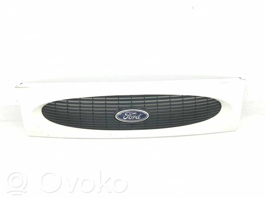 Ford Fiesta Rejilla delantera 
