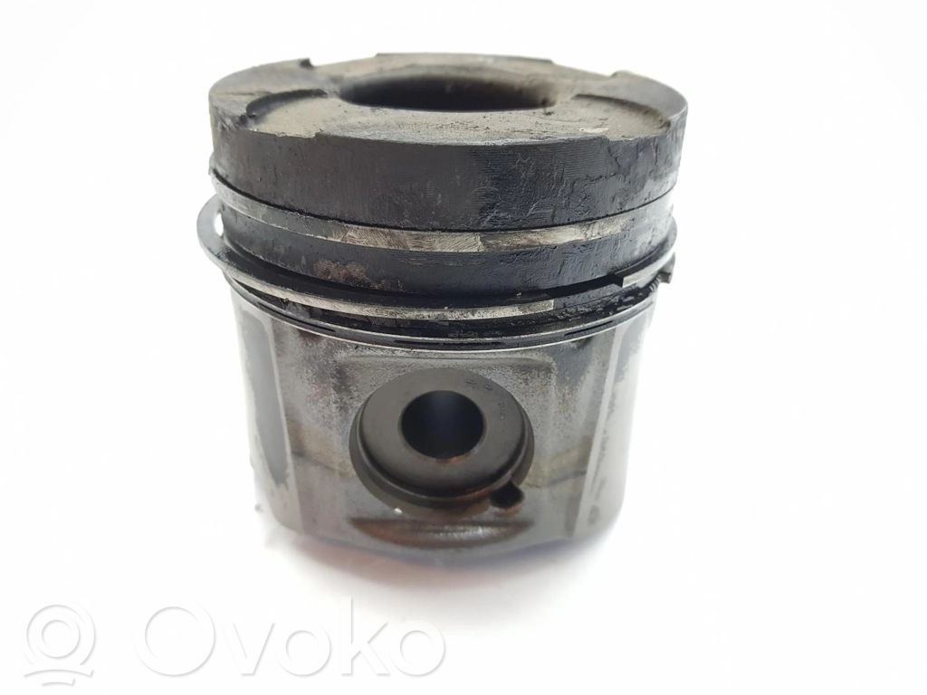 Piston   120A15452R,120A15452R,1111AA