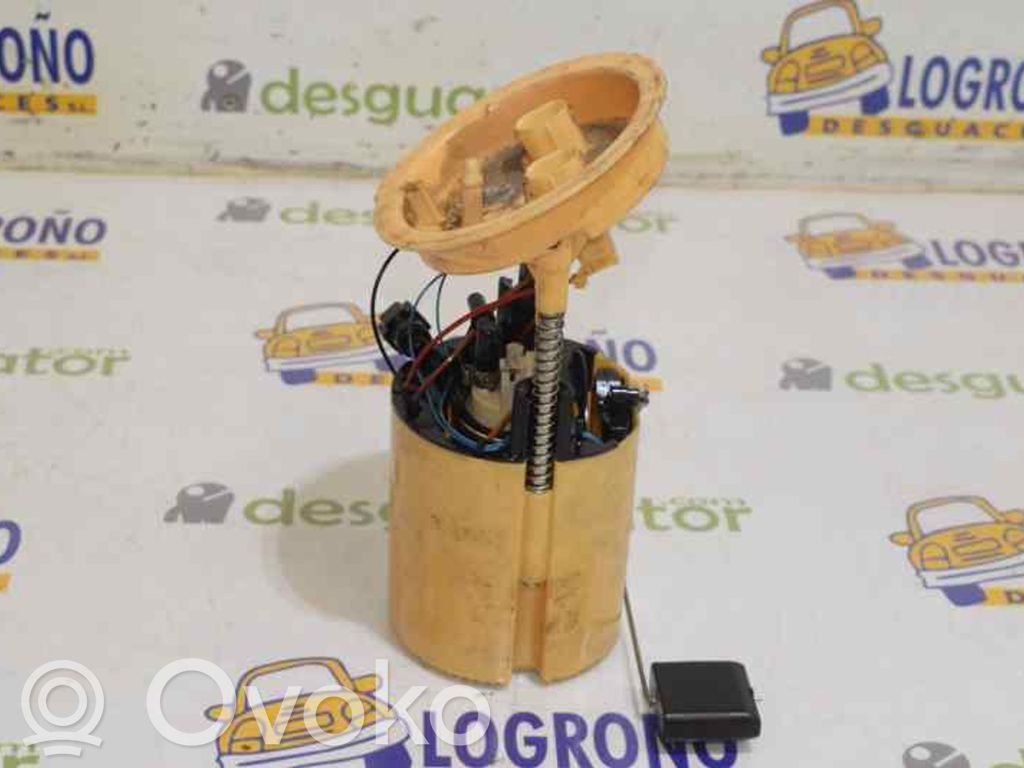 Bomba interna de combustible   16117197077,7197074