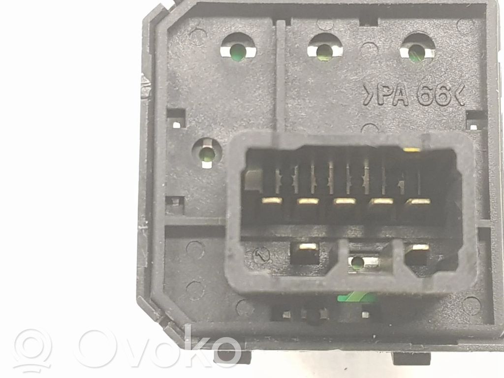 Hyundai Getz Interruptor del espejo lateral 