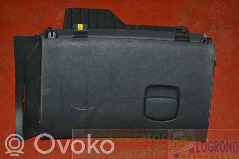 Opel Corsa D Handschuhfach 