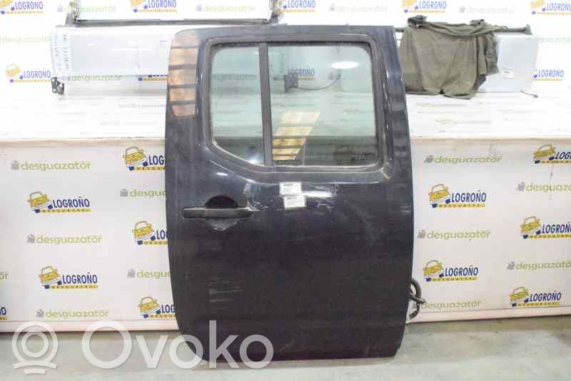 Nissan NP300 Alzacristalli manuale della portiera posteriore