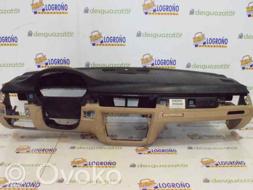 BMW 3 E90 E91 Panelė 