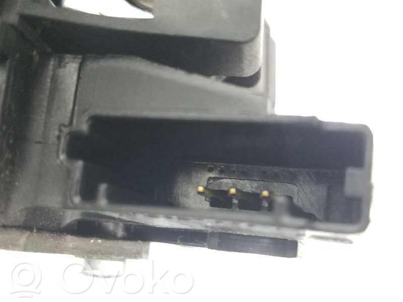Opel Astra J Încuietoare portbagaj 