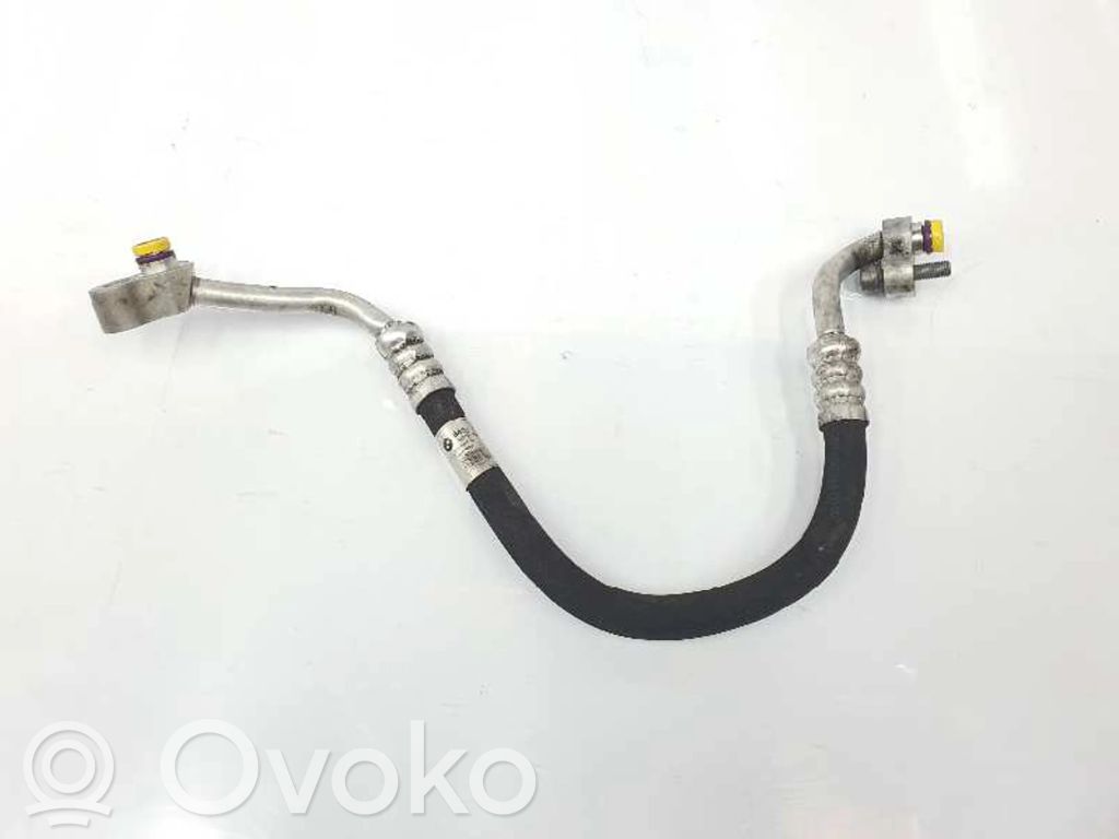 BMW 3 E92 E93 Ilmastointilaitteen putki (A/C) 