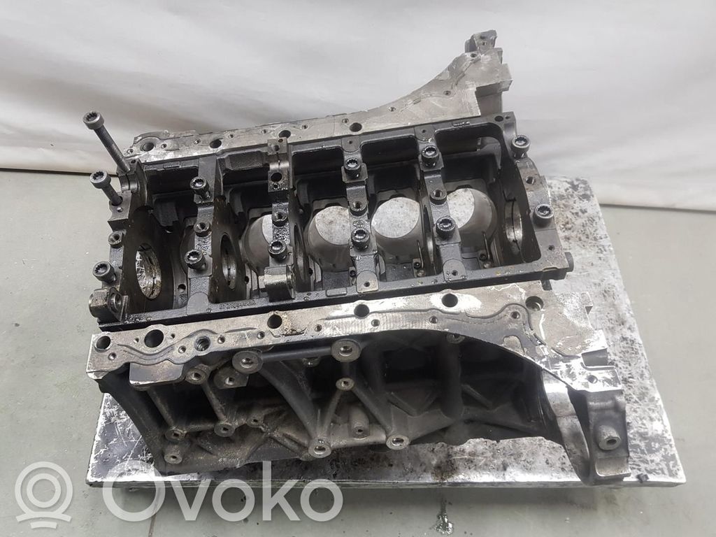 Volkswagen Touareg I Bloque de motor 