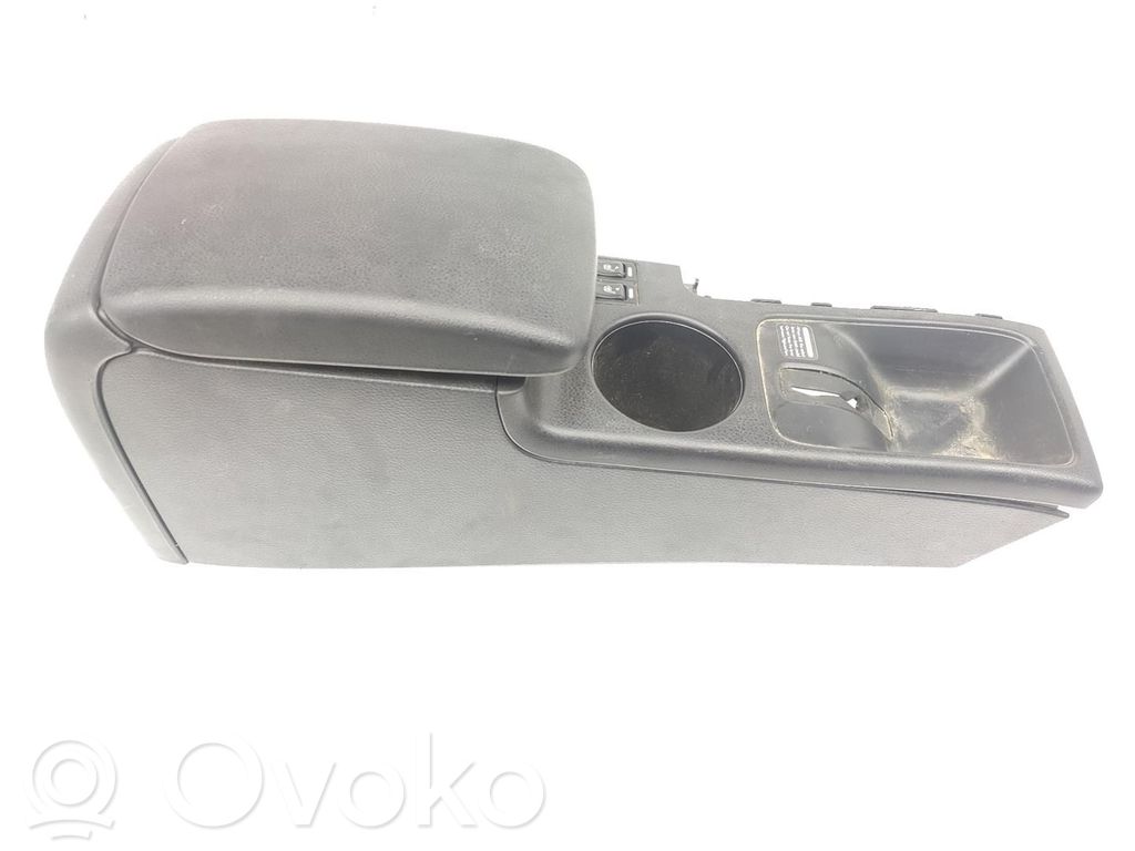 Podłokietnik tunelu środkowego   92113AG010VH,92114FG000VH