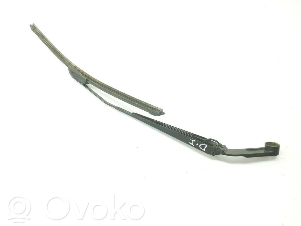 Ramię wycieraczki szyby przedniej / czołowej   8250A199,8250A199