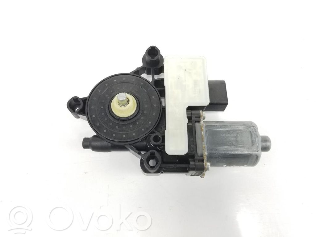 Parasolar/perdea ușă spate   8W9863560,9929003831