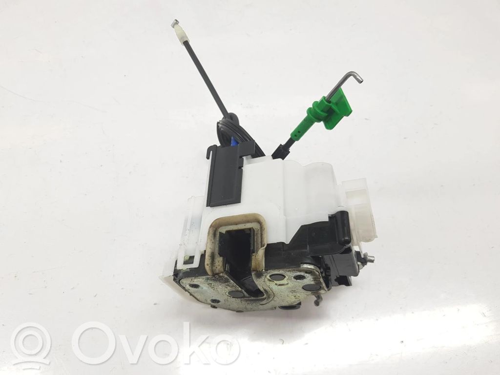 Citroen Nemo Priekšpusē slēdzene 