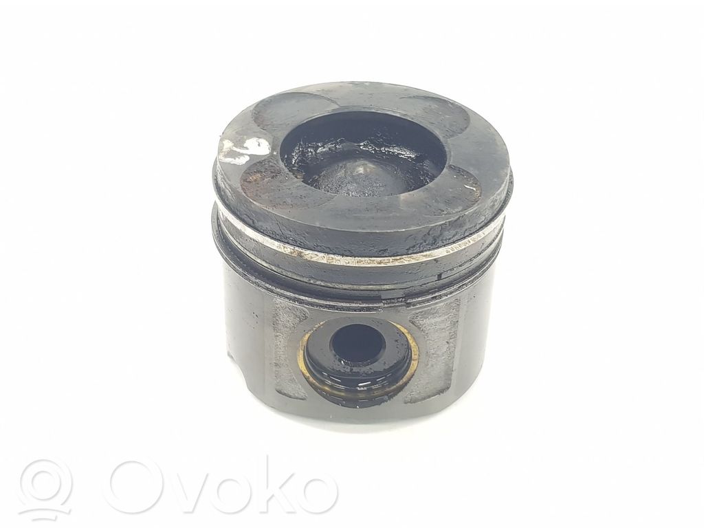 BMW 3 E46 Piston 