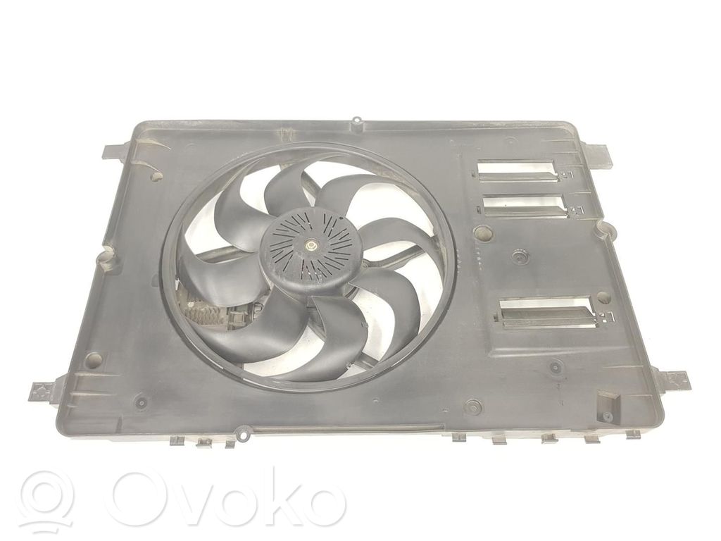 Volvo V40 Ventilator electric răcire radiator