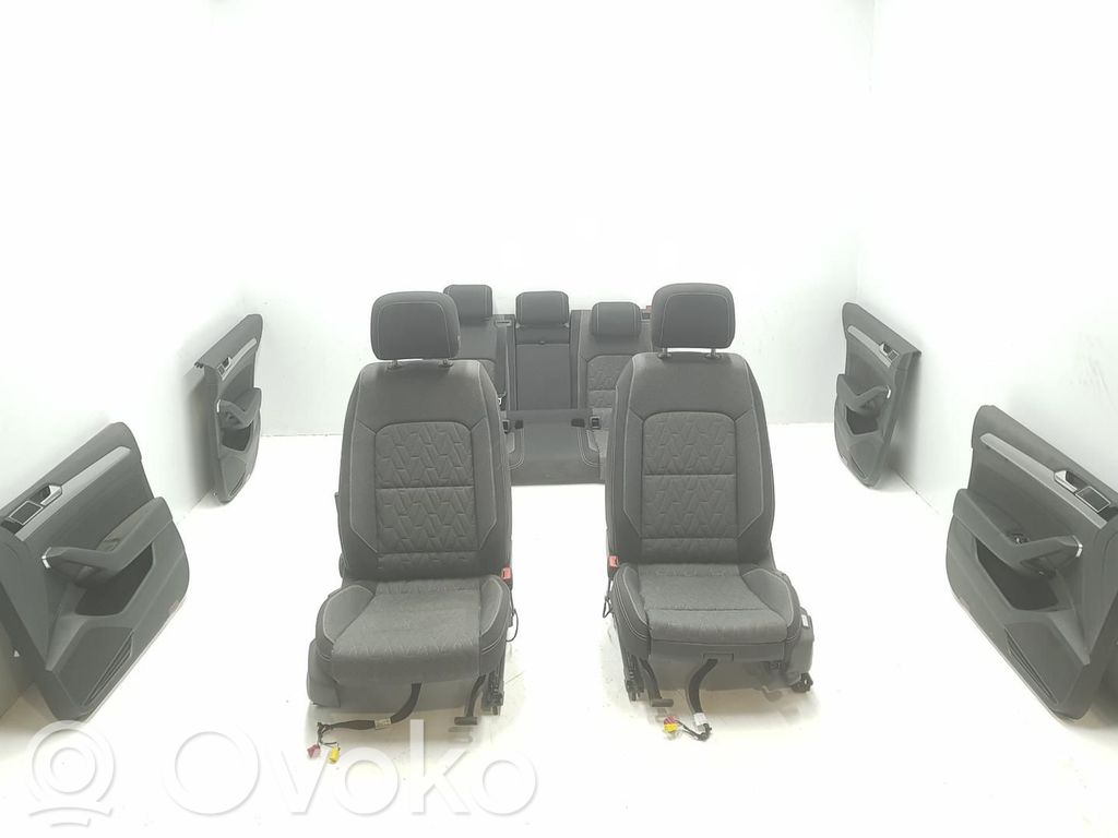Volkswagen PASSAT B7 Set sedili 