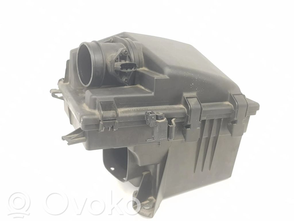 Volvo S60 Air filter box 