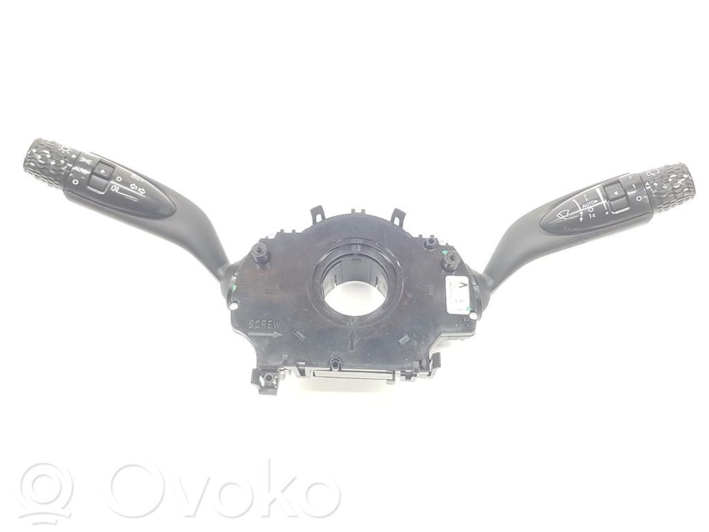 Hyundai Tucson TL Pulsanti/interruttori sul volante