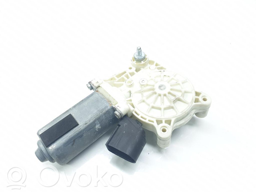 BMW X5 E70 Front door window regulator motor 