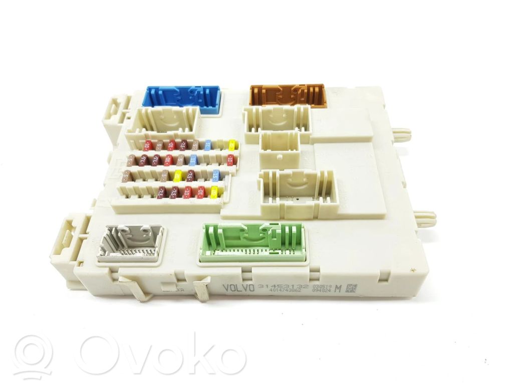 Módulo de fusible   31453132,31453132